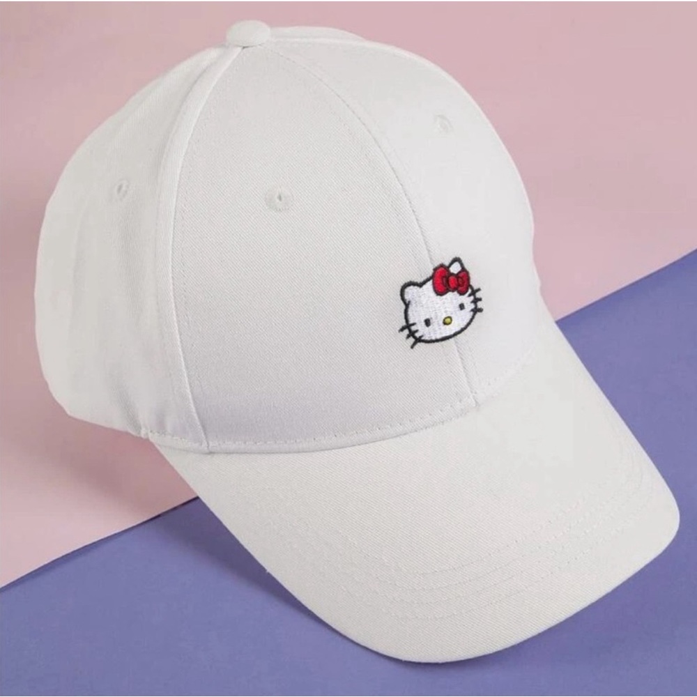 SHEIN White Hello Kitty Embroidered Cap